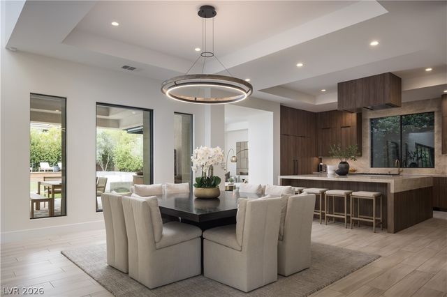 27 Cranberry Cove Court, Las Vegas, NV 89135