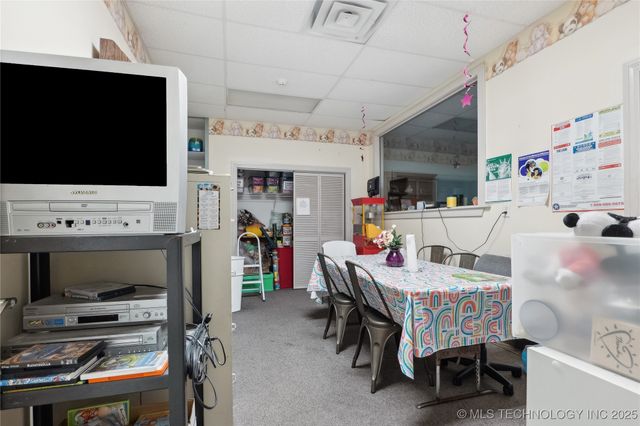 2929 N Highway 167 Highway, Catoosa, OK 74015