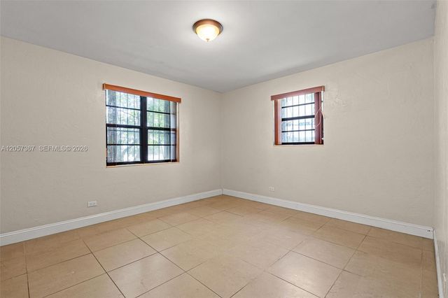 3220 E 8th Ave, Hialeah, FL 33013