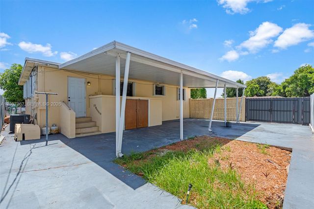 3220 E 8th Ave, Hialeah, FL 33013