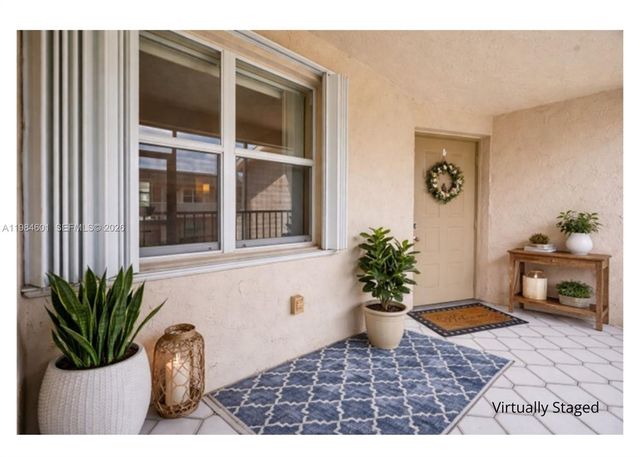 889 Hamilton Dr 889L, Homestead, FL 33034