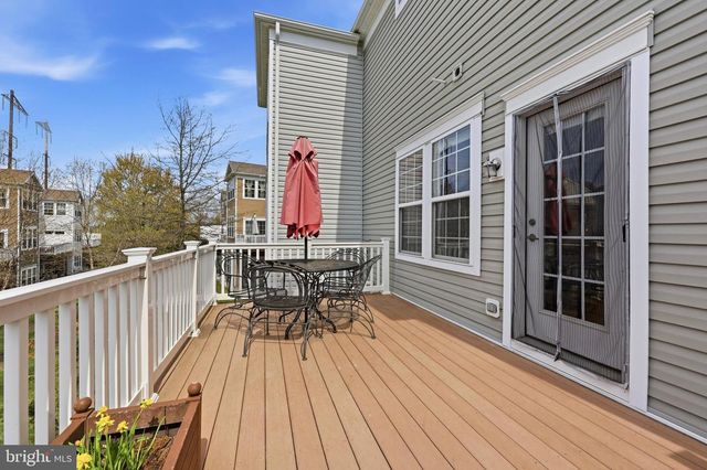 903 SHEP DR, Highland Park, NJ 08904