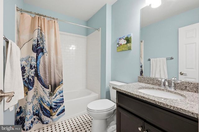 903 SHEP DR, Highland Park, NJ 08904