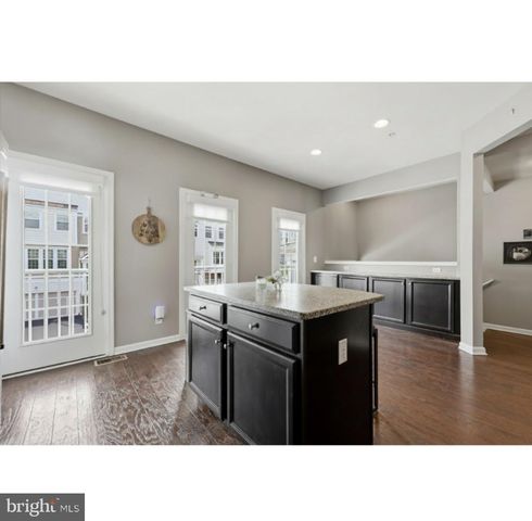 903 SHEP DR, Highland Park, NJ 08904