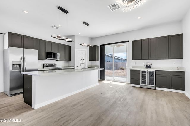 10153 W WENDEN Drive, Arizona City, AZ 85123