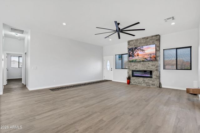 10153 W WENDEN Drive, Arizona City, AZ 85123