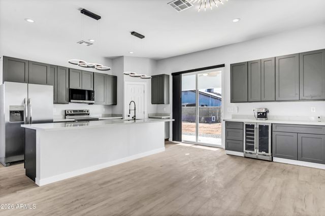 10153 W WENDEN Drive, Arizona City, AZ 85123