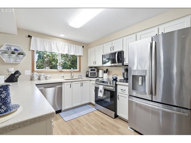 1278 Se 24TH Ave, Hillsboro, OR 97123