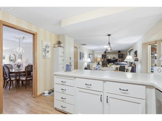 1278 Se 24TH Ave, Hillsboro, OR 97123