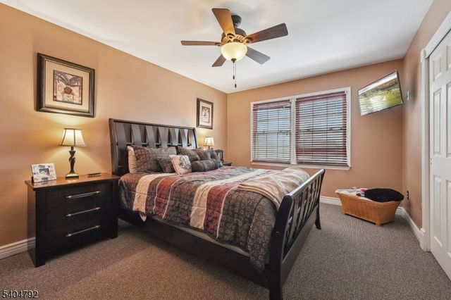 13 Crestmont Dr, Hillsborough Twp., NJ 08844