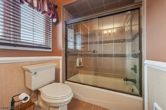 13 Crestmont Dr, Hillsborough Twp., NJ 08844