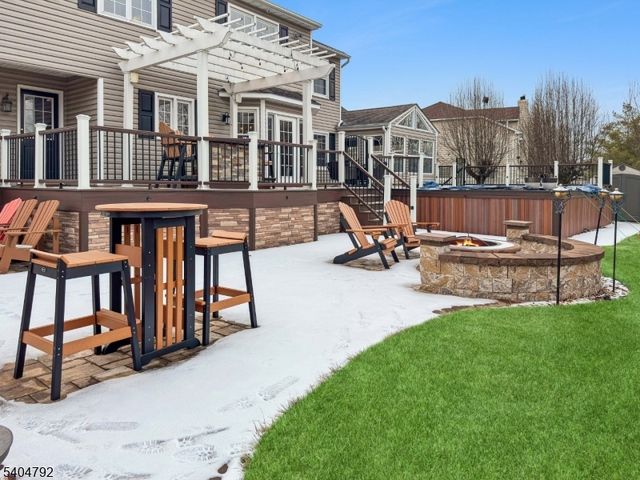 13 Crestmont Dr, Hillsborough Twp., NJ 08844