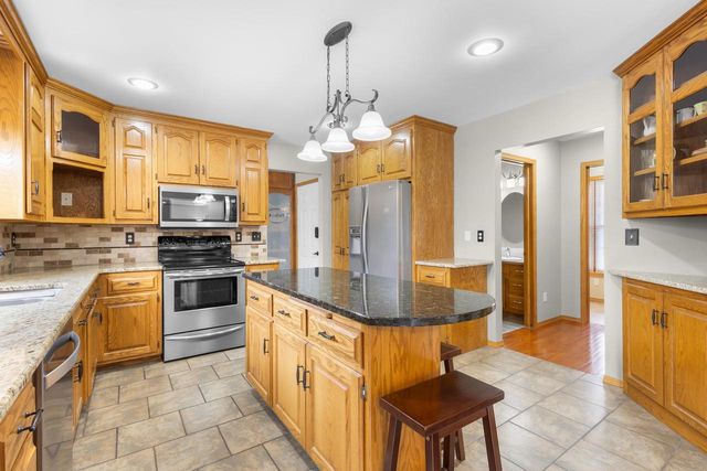 2443 RAVINE COURT, Green Bay, WI 54313