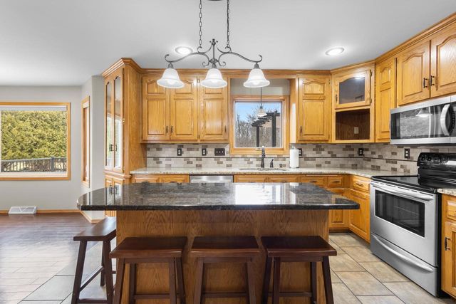 2443 RAVINE COURT, Green Bay, WI 54313