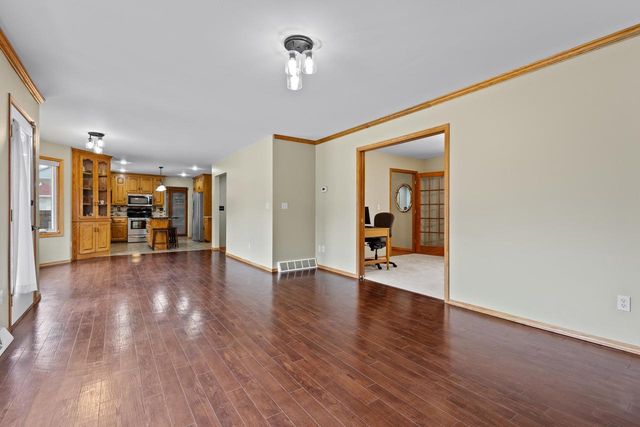 2443 RAVINE COURT, Green Bay, WI 54313