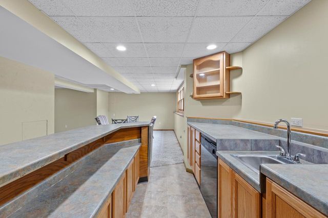 2443 RAVINE COURT, Green Bay, WI 54313