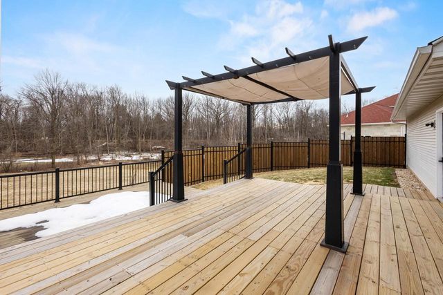 2443 RAVINE COURT, Green Bay, WI 54313