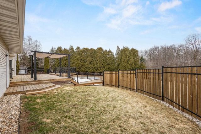 2443 RAVINE COURT, Green Bay, WI 54313