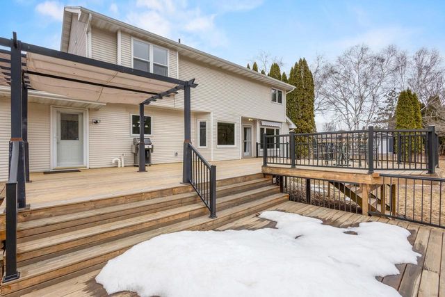 2443 RAVINE COURT, Green Bay, WI 54313