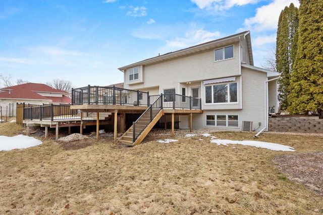 2443 RAVINE COURT, Green Bay, WI 54313