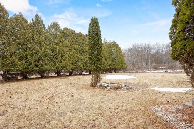 2443 RAVINE COURT, Green Bay, WI 54313