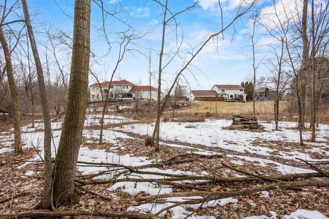 2443 RAVINE COURT, Green Bay, WI 54313