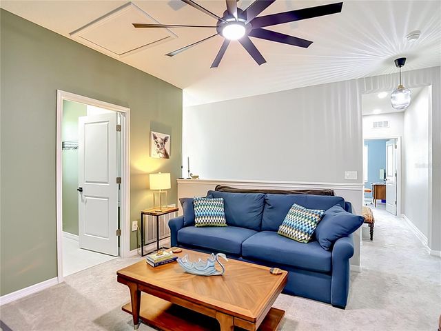10801 FORT WHITE COURT, Tampa, FL 33647