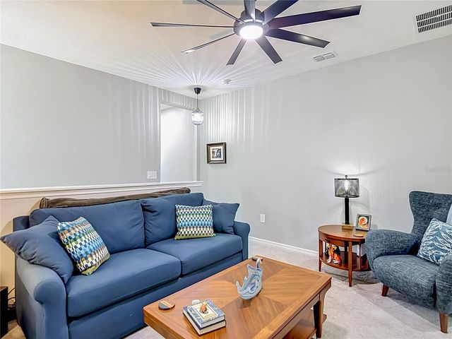 10801 FORT WHITE COURT, Tampa, FL 33647