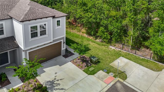 10801 FORT WHITE COURT, Tampa, FL 33647