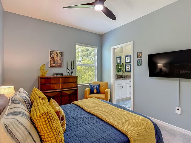 10801 FORT WHITE COURT, Tampa, FL 33647