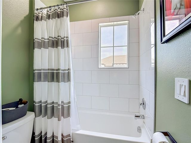 10801 FORT WHITE COURT, Tampa, FL 33647