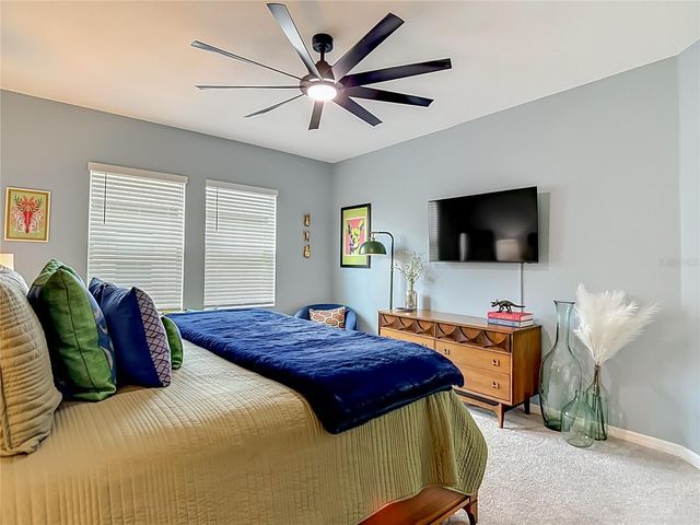 10801 FORT WHITE COURT, Tampa, FL 33647