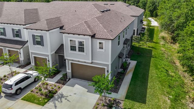 10801 FORT WHITE COURT, Tampa, FL 33647