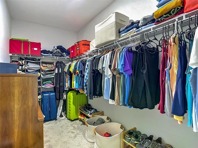 10801 FORT WHITE COURT, Tampa, FL 33647