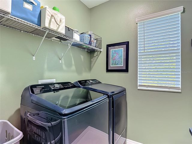 10801 FORT WHITE COURT, Tampa, FL 33647