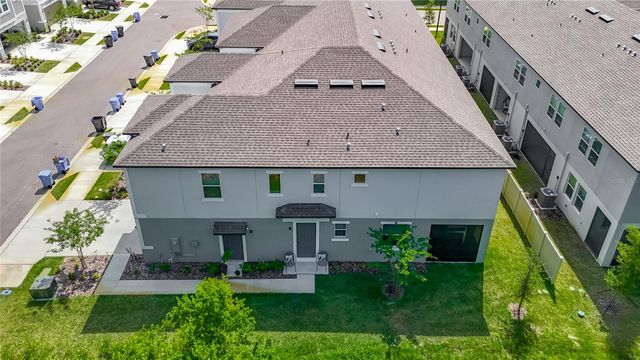 10801 FORT WHITE COURT, Tampa, FL 33647