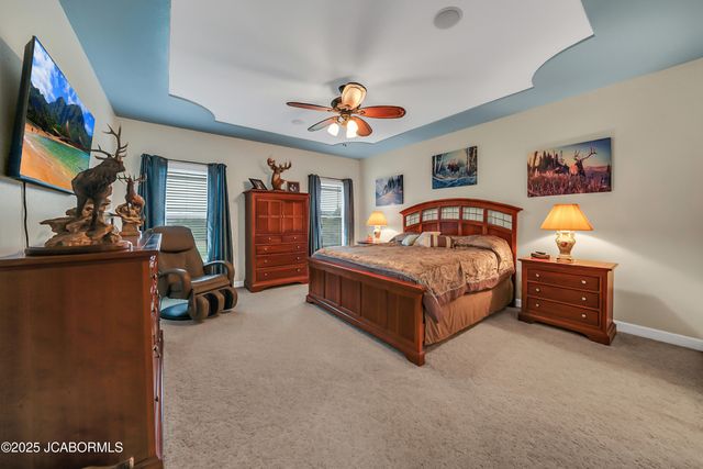 5825 BRADFORD COURT, Jefferson City, MO 65101