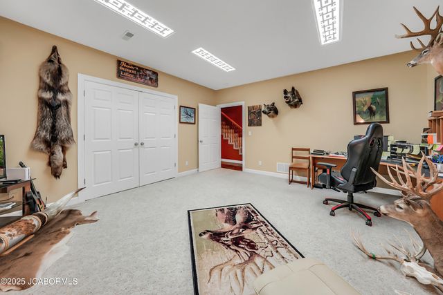 5825 BRADFORD COURT, Jefferson City, MO 65101