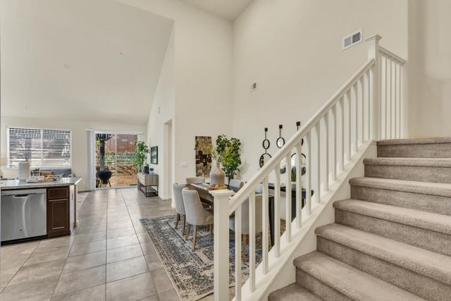 4012 Branigan Lake Way, Rancho Cordova, CA 95742