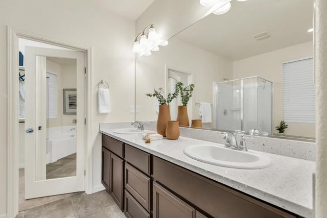 4012 Branigan Lake Way, Rancho Cordova, CA 95742