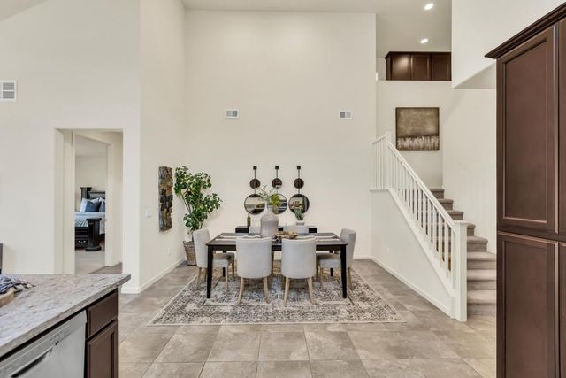 4012 Branigan Lake Way, Rancho Cordova, CA 95742