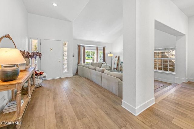 2690 Deerwood Avenue, Simi Valley, CA 93065