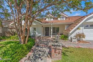 2690 Deerwood Avenue, Simi Valley, CA 93065