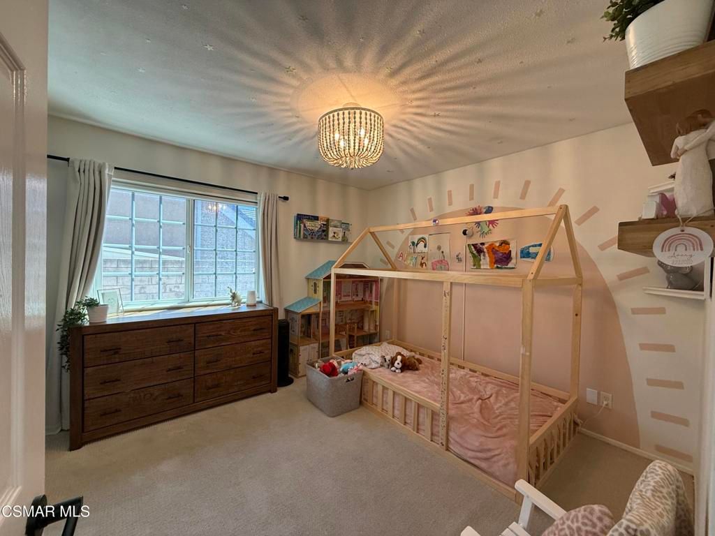 Image 13 of property listing at 2690 Deerwood Avenue, Simi Valley, CA 93065