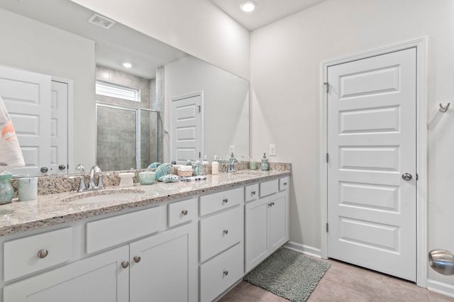 5752 Whitebark Dr., Myrtle Beach, SC 29577