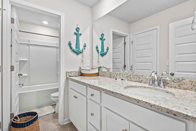 5752 Whitebark Dr., Myrtle Beach, SC 29577