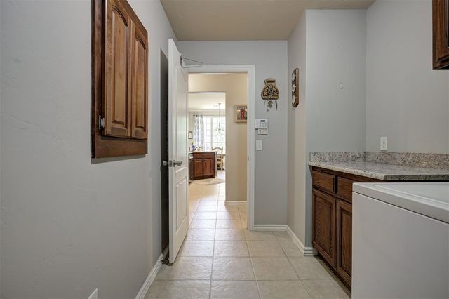 2113 Pine View Terrace, Edmond, OK 73003