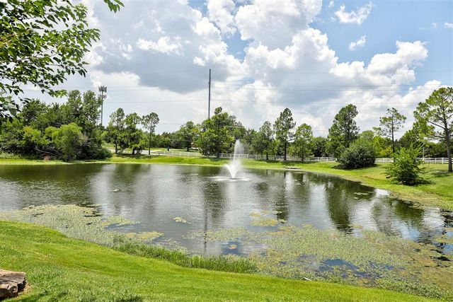 2113 Pine View Terrace, Edmond, OK 73003