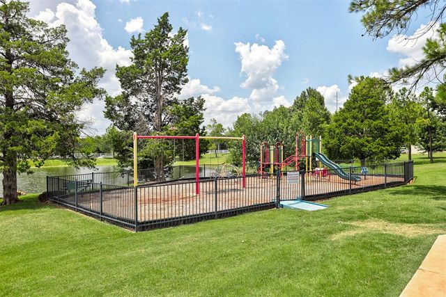 2113 Pine View Terrace, Edmond, OK 73003