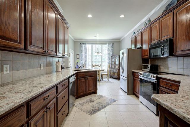 2113 Pine View Terrace, Edmond, OK 73003